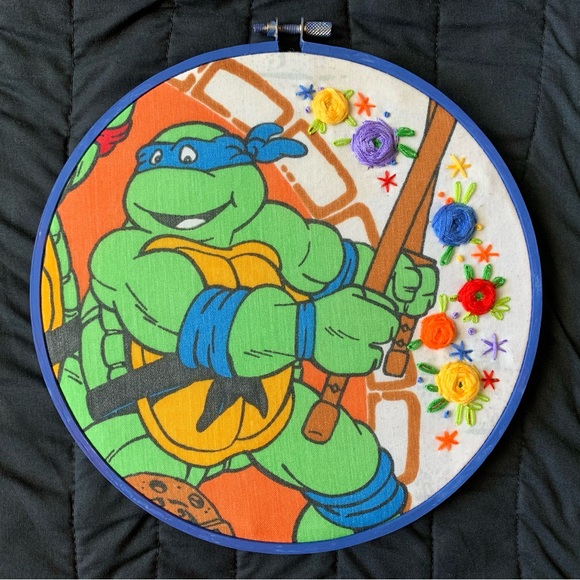 TMNT Embroidery Hoops- set of 4! - Picture 8 of 17